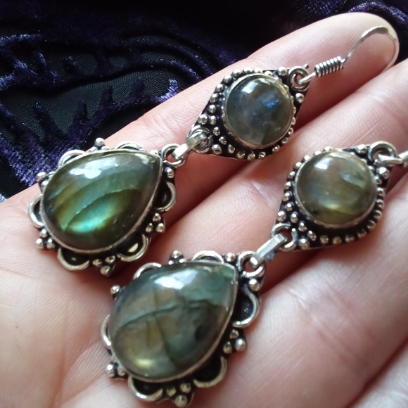 925 Silver + Labradorite Dangly Earrings - Picture 1 of 4
